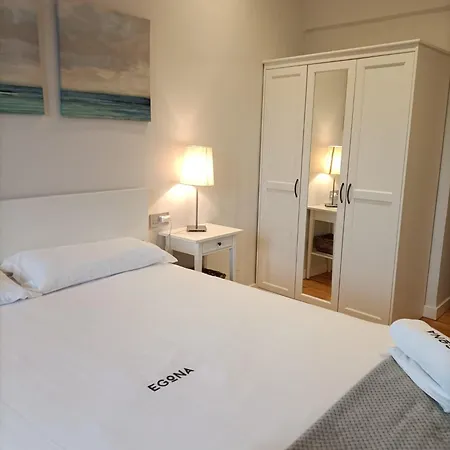 Herrikobarra - En El Centro A 500mts De La Playa By Egona